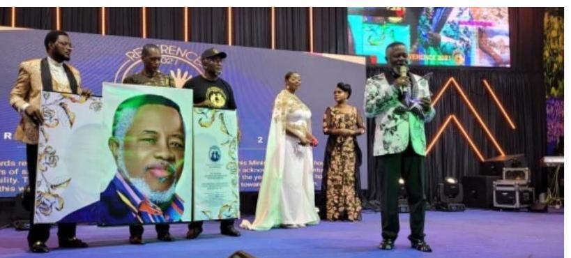 Recognition and appreciation on the Reverence stage